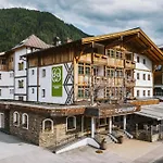 Hotel Flachauerhof